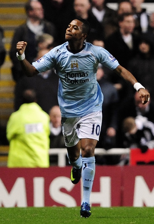 本泽马：不想踢世界杯是假话；齐祖若执教法国我祝他一切顺利（本泽马辟谣不想踢世界杯；祝福齐达内若执教法国队）