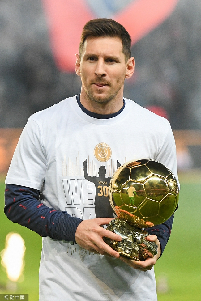 意大利杯尤文2-0乌迪内斯晋级，乔纳森-戴维、洛卡特利建功（意杯：尤文2-0击败乌迪内斯晋级，乔纳森-戴维与洛卡特利破门）