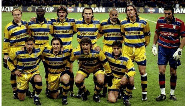 图片报：多特后防线出现危机，将面临安东和安塞尔米诺缺阵（图片报：多特防线告急，安东与安塞尔米诺将缺席）