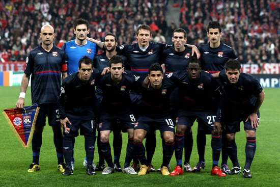 邮报：曼联希望姆伯莫等人对伯恩茅斯后去非洲杯，将进行谈判（邮报：曼联将与各方谈判，盼姆伯莫等人对阵伯恩茅斯后再赴非洲杯）