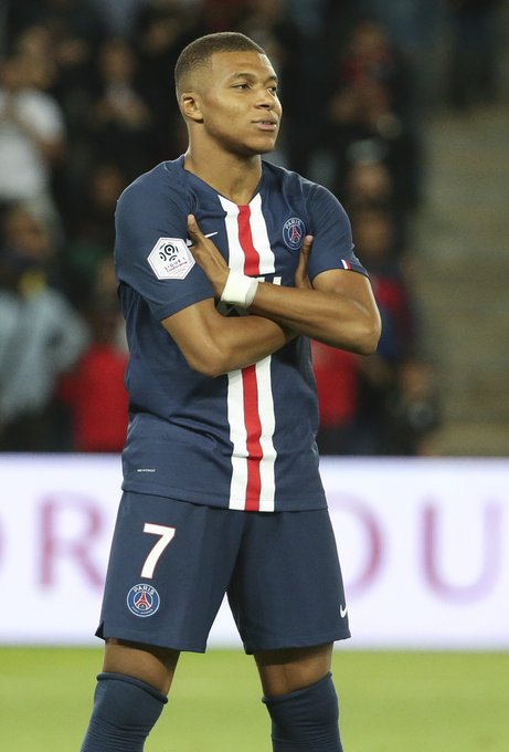 法尔克：若温哥华白浪夺冠穆勒将获30万欧，奖金和在拜仁一样（法尔克：温哥华白浪若夺冠，穆勒将获30万欧奖金，与在拜仁相同）