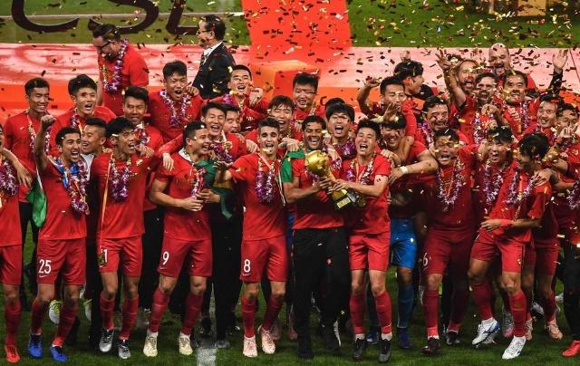 3-0！英超争冠格局骤变：神锋3场5球 12.1亿豪门3连胜落后枪手2分（3-0大捷！英超争冠形势生变：神锋近3战5球，12.1亿豪门三连胜距枪手仅2分）