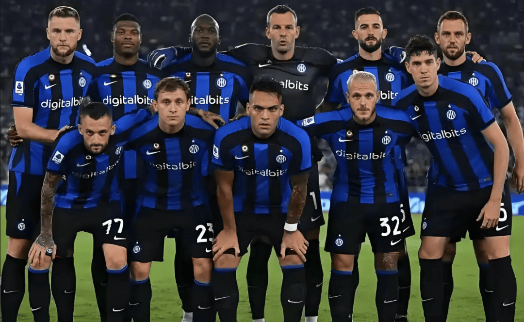 媒体人：跨年制度是迟早要考虑的，跨了才能真正融入世界体系（媒体人：跨年赛制迟早要上马，实施后方能真正融入全球体系）